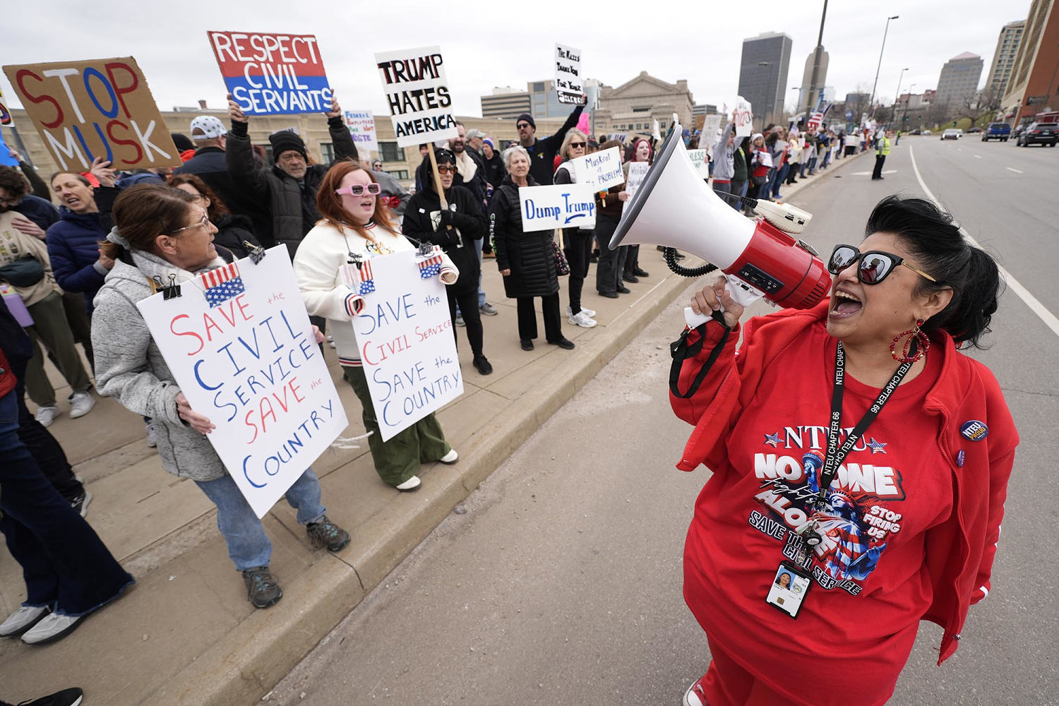 maddow-blog-trump-scraps-key-biden-era-policy-that-increased-minimum