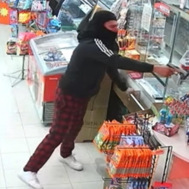 McFarland police release images of FastLane gas station robbery suspect