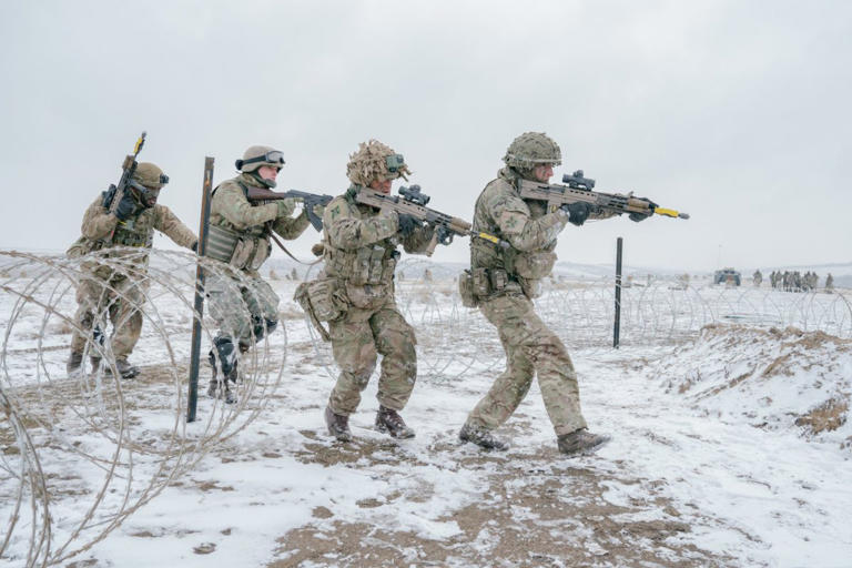UK military too stretched to provide troops under Ukraine peace deal UK military too stretched to provide troops under Ukraine peace deal
