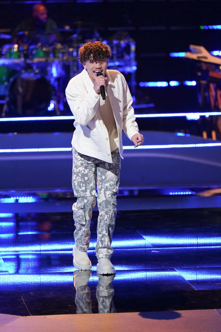 Jaelen johnston kameron jaso continue to knockouts on the voice 