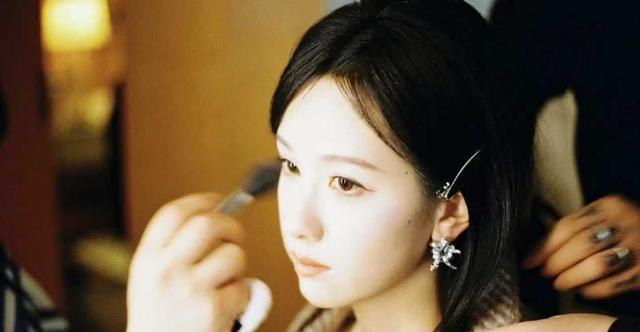 女演员长相很重要，31岁陈都灵与41岁唐嫣古装对打，谁会更胜一筹