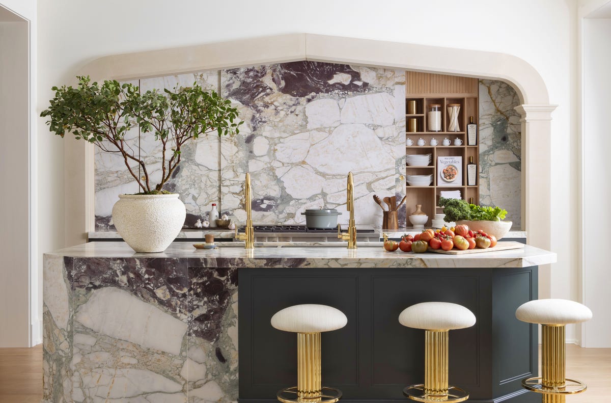 14 Modern Kitchen Island Ideas That Designers LOVE - Moss Decor For Kitchen Island Decor
