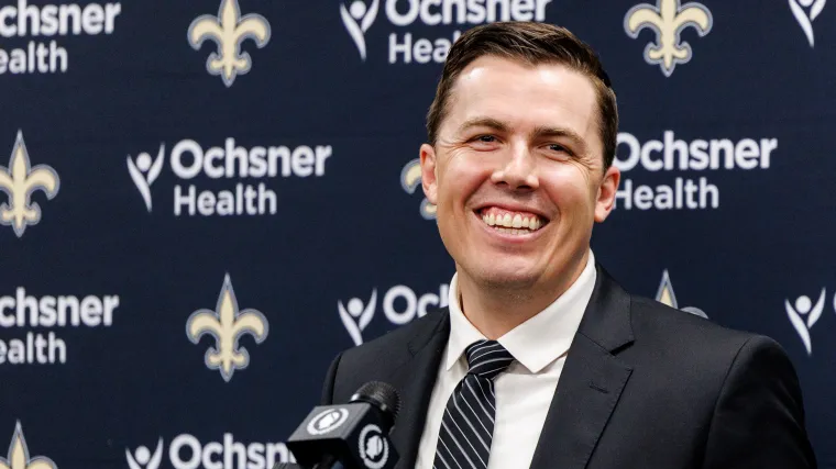 Kellen Moore's quarterback decision has NFL expert questioning Saints ...