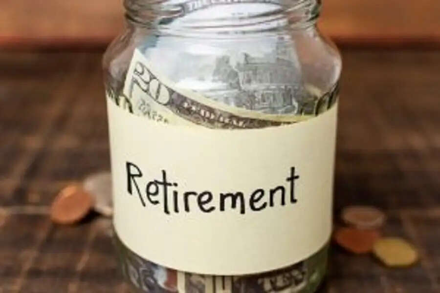 Major Changes in Government Employees' Pension: New Rules Effective from April 1