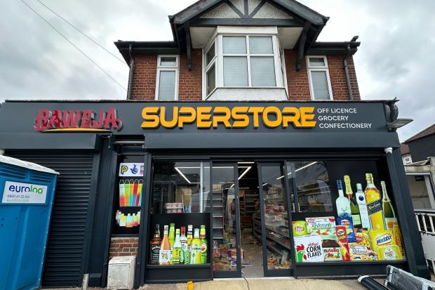 New Oxford 'superstore' to open with raffle for first customers