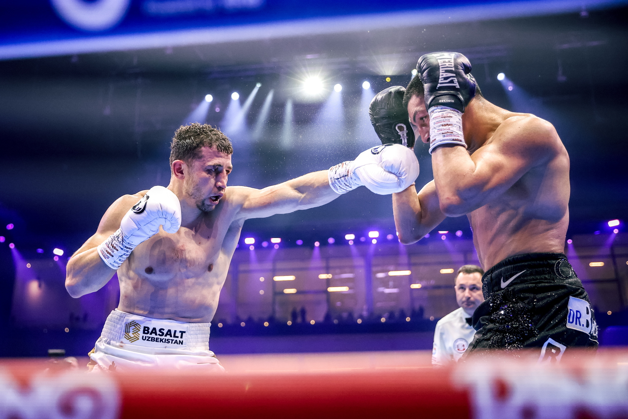 Oscar De La Hoya Reveals Future Fight Plans for Vergil Ortiz Jr.