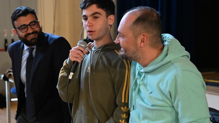 i giovani e lo sport a lezione di giornalismo con gianluca di marzio