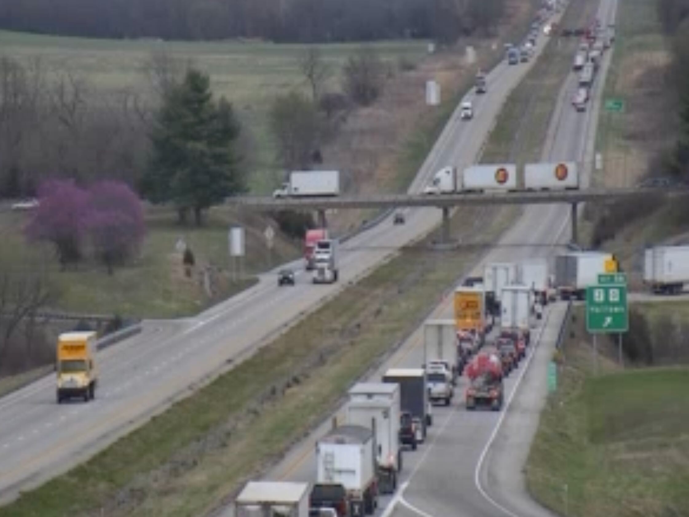 Missouri Highway Patrol investigates deadly crash on I44 near Halltown