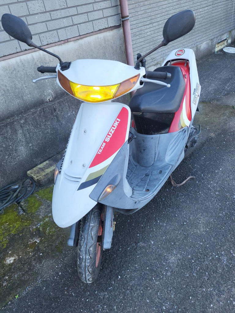 90年代原付2ストスクーター」特集!風を味方に颯爽と街を駆け抜け 90年代原付2ストスクーター」特集!風を味方に颯爽と街を駆け抜け