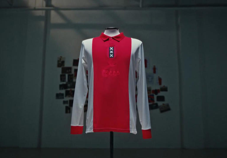 アヤックス　125周年記念ユニフォーム adidas アヤックス 125周年 アニバーサリー ユニフォーム 長袖