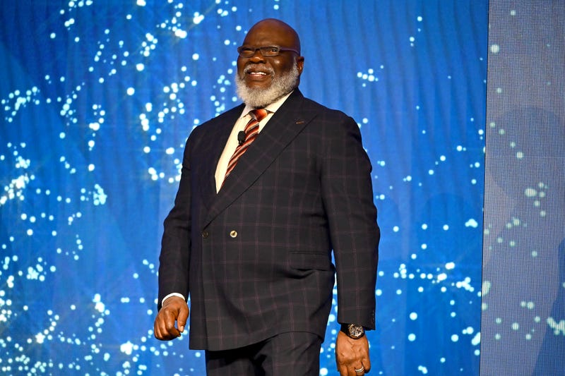 [Opinion] T.D. Jakes Reveals Shocking Truth Behind 2024 OnStage Collapse
