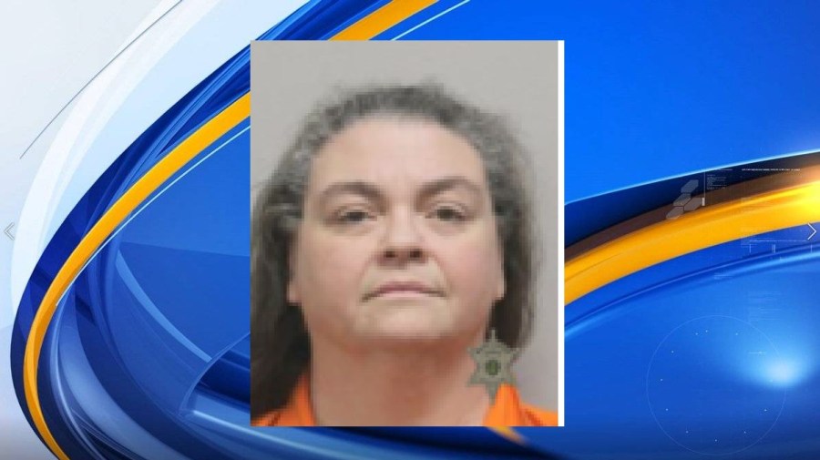 Kentucky woman arrested, charged with online theft in Acadiana