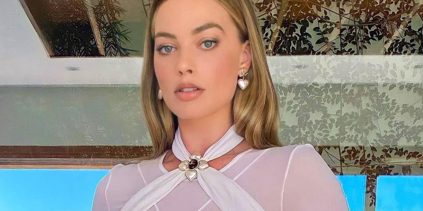 This photo of Margot Robbie in her wedding dress is causing controversy
