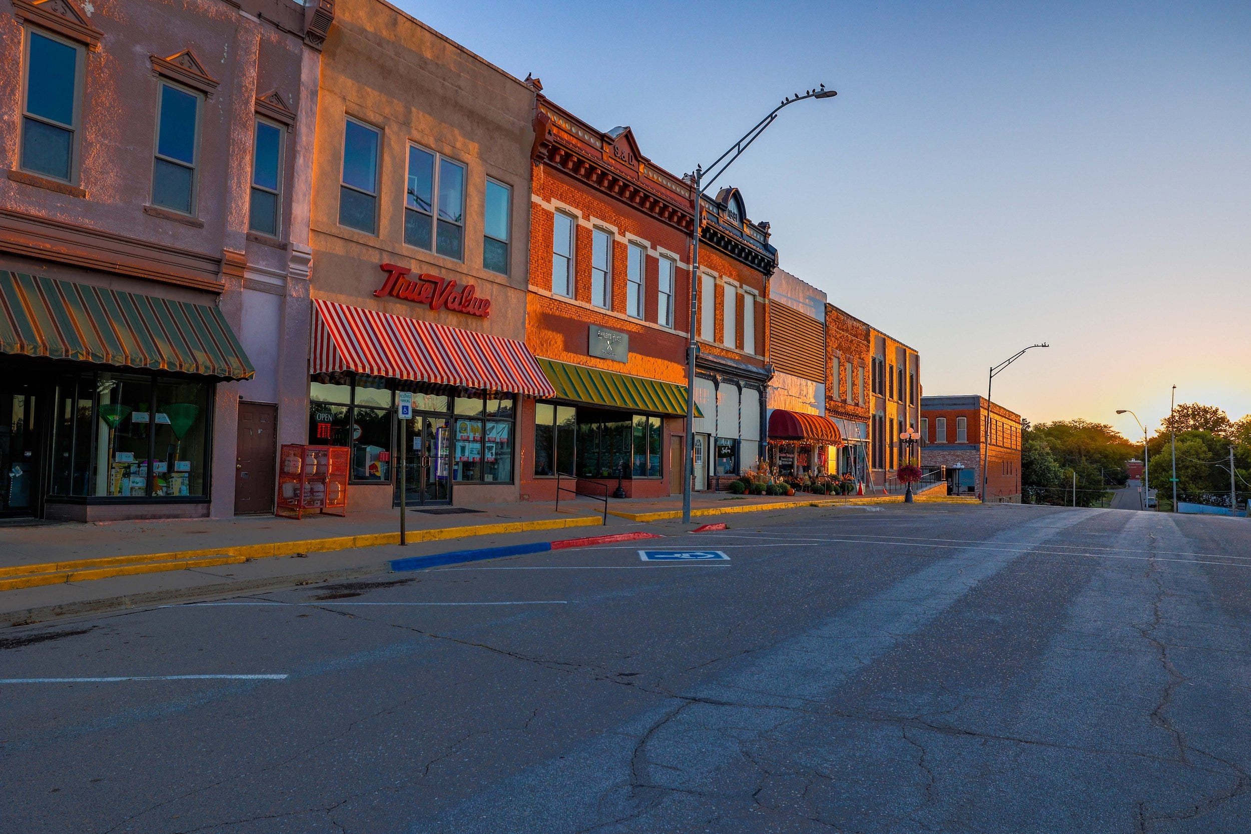 Do you want to live in a small town? This Nebraska community is ...