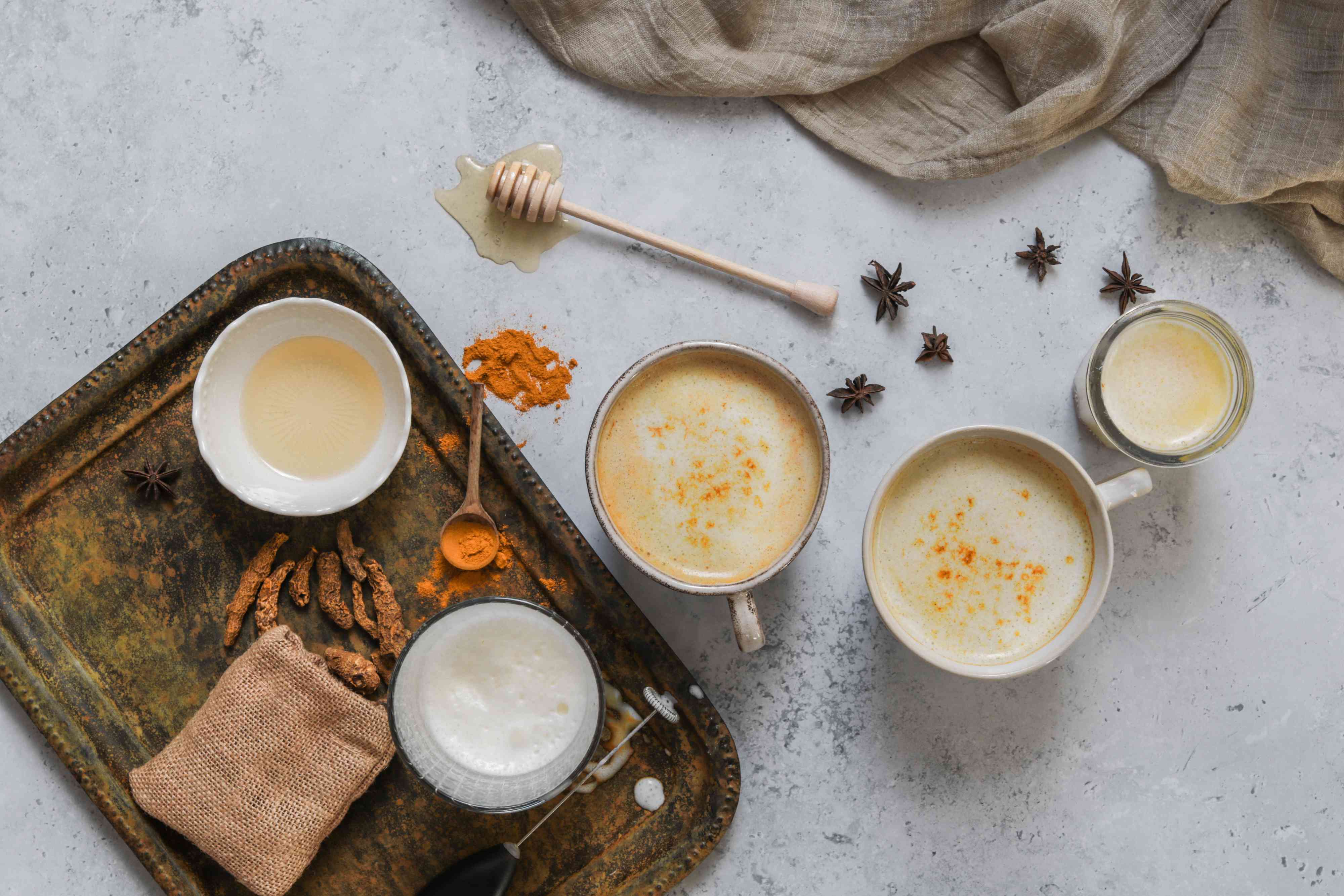 What Happens When You Combine Turmeric and Honey for Weight Loss