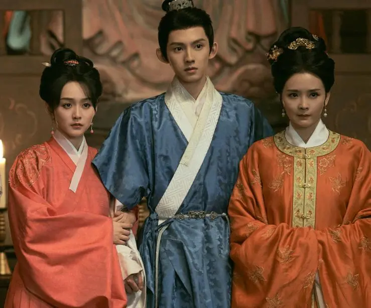 《雁回时》竟隐藏《巴啦啦小魔仙》中的主演，出场自带不好惹气场