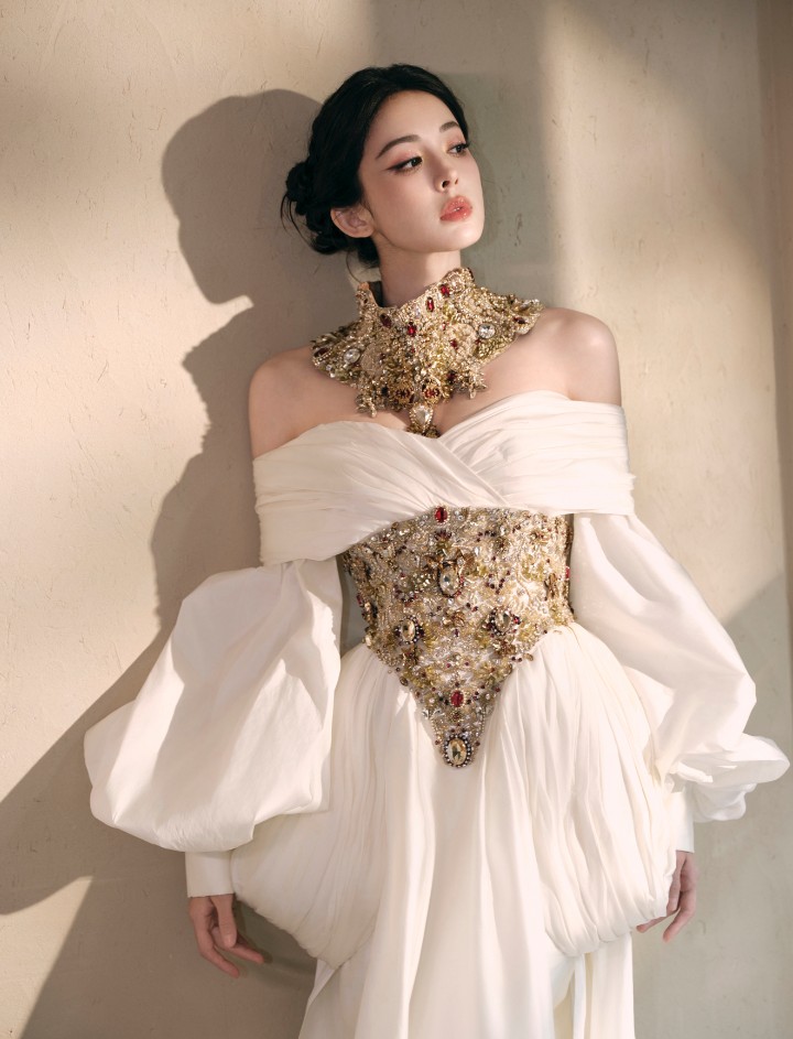 女生必看！古力娜扎同款撞色妆，这样化日常又高级