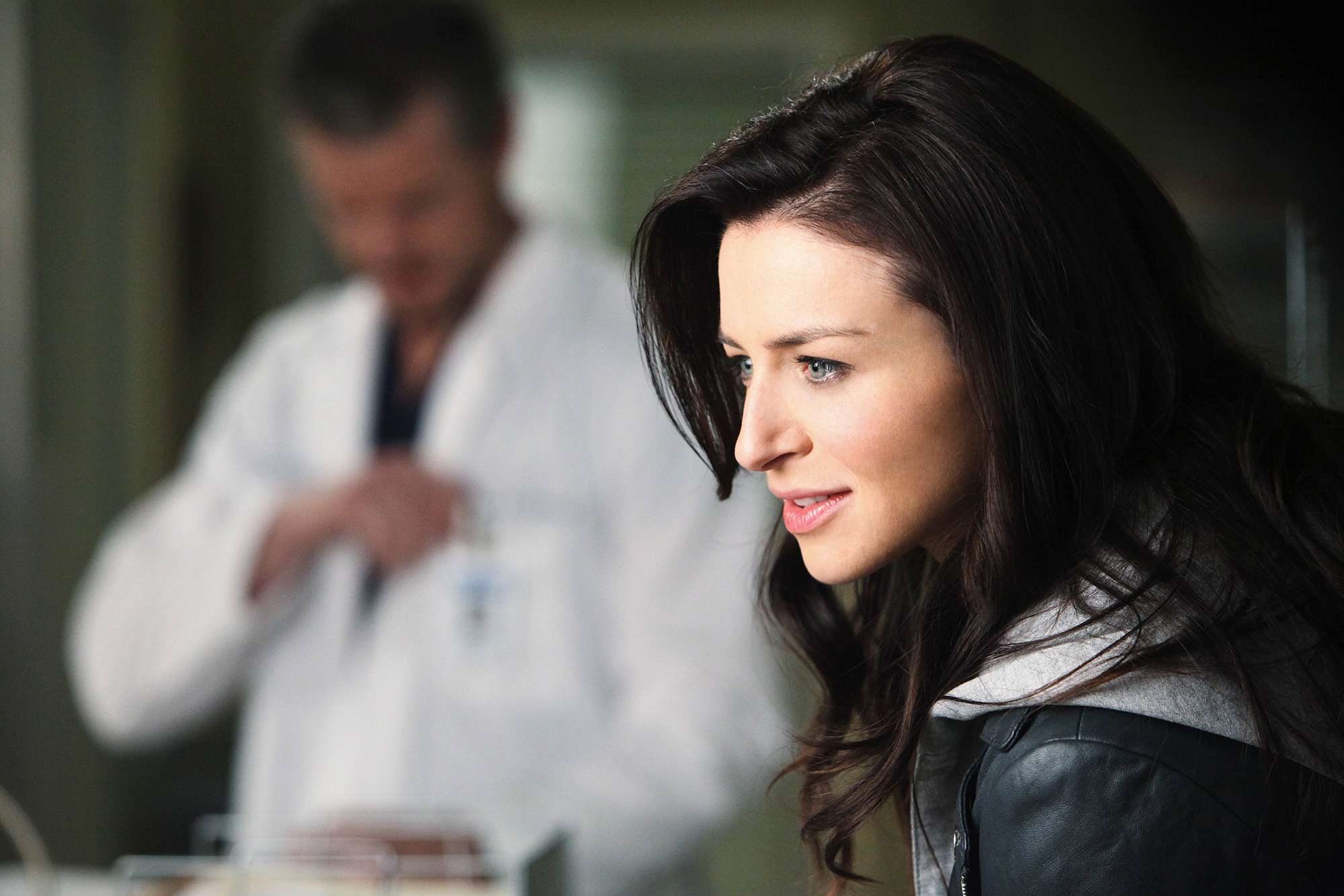 Shonda Rhimes reveals the “Grey’s Anatomy” and “Scandal” spinoffs that