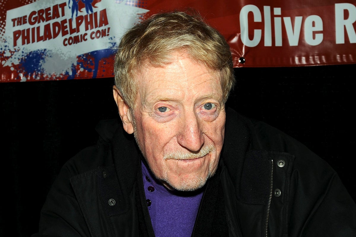 clive-revill-death-star-wars-and-batman-actor-dies-at-94