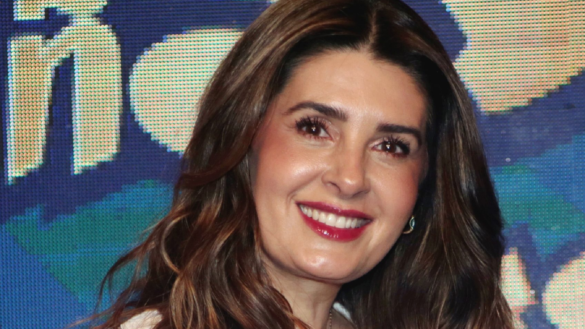 Mayrín Villanueva es víctima de hackers: 'Ni siquiera es mi cuerpo'