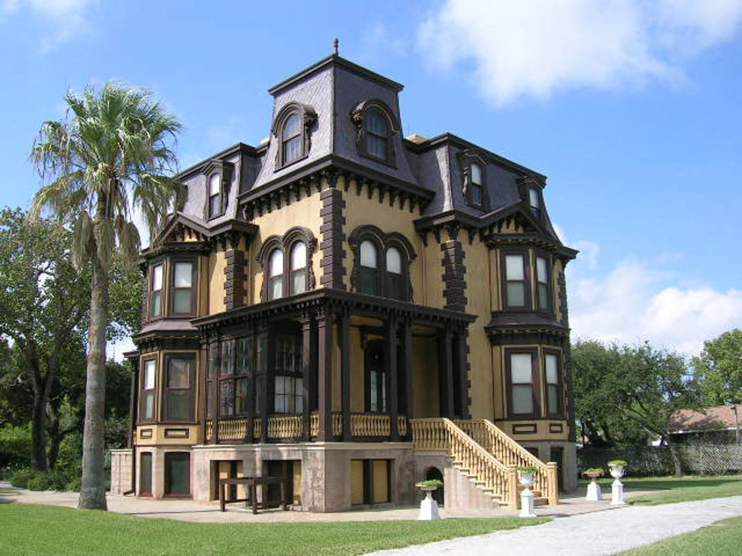 21 Famous Texan Landmarks: How Many Have You Seen? 33