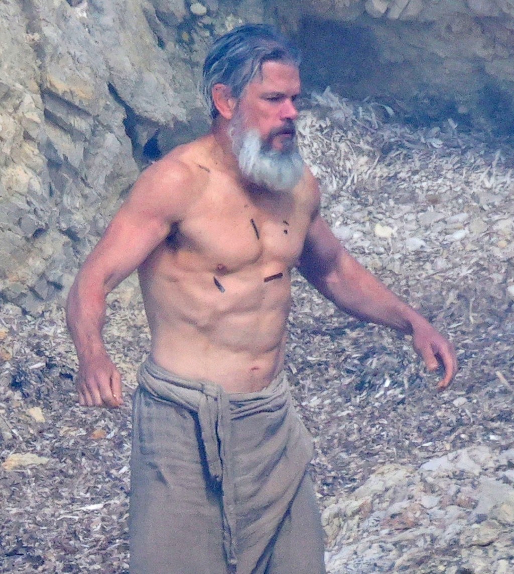 Ripped Matt Damon, 54, shows off wild body transformation for ‘The Odyssey’(02)