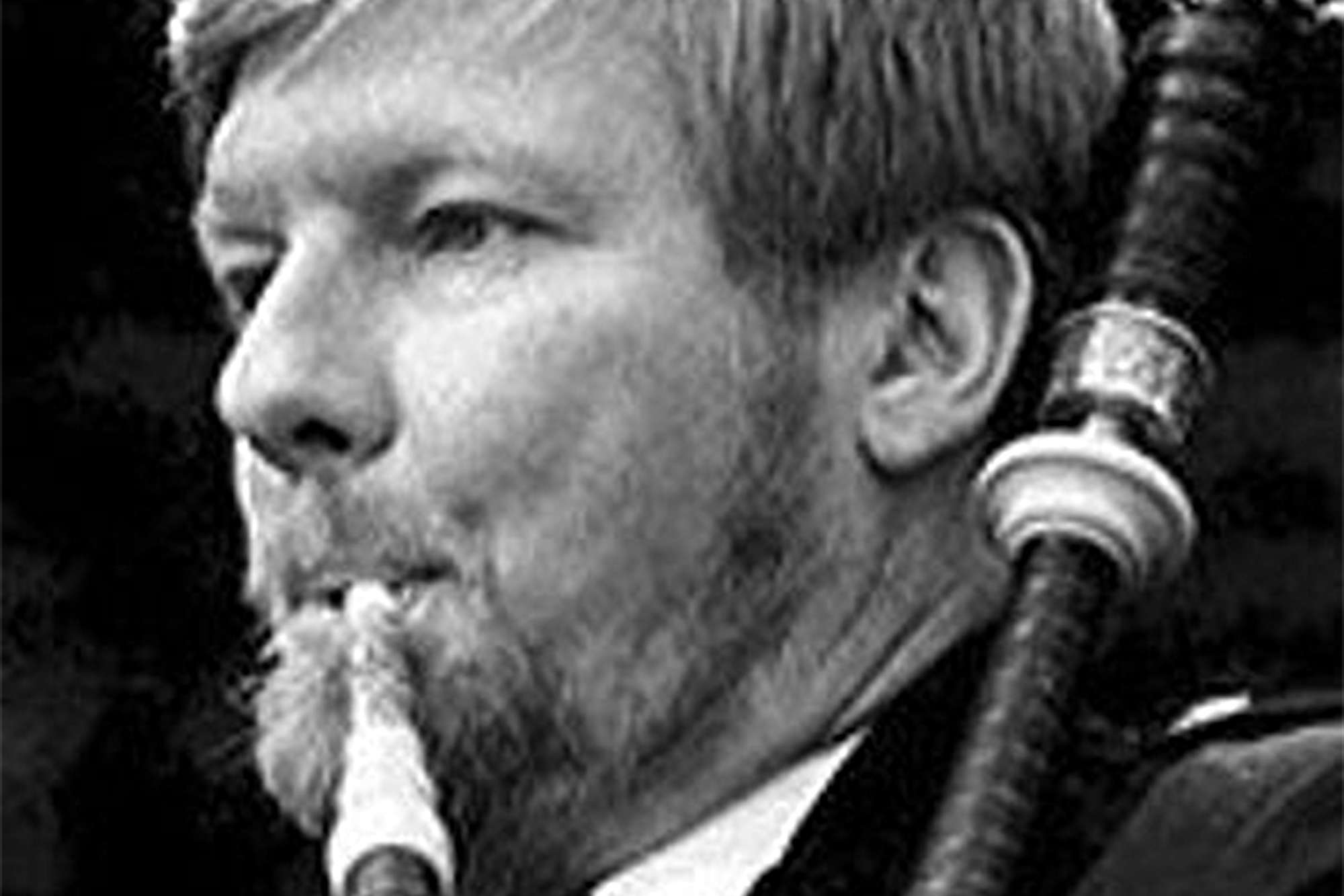 A Beloved Bagpiper Died While Scuba Diving. Then Police Made a Grim(00)