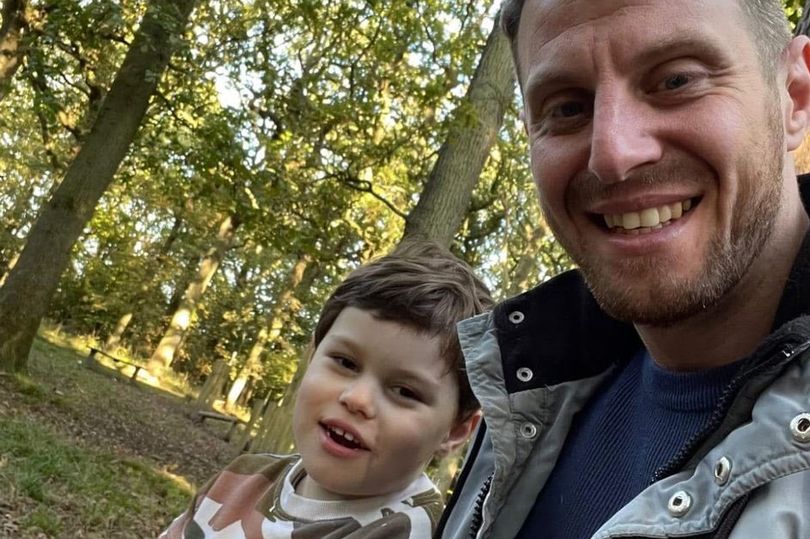 Dad who knew 'nothing' about autism until son's diagnosis undertaking(01)