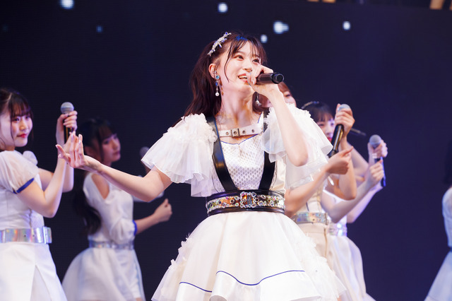 NMB48上西怜の卒業コンサートに姉・上西恵が出演！ サプライズの手紙に