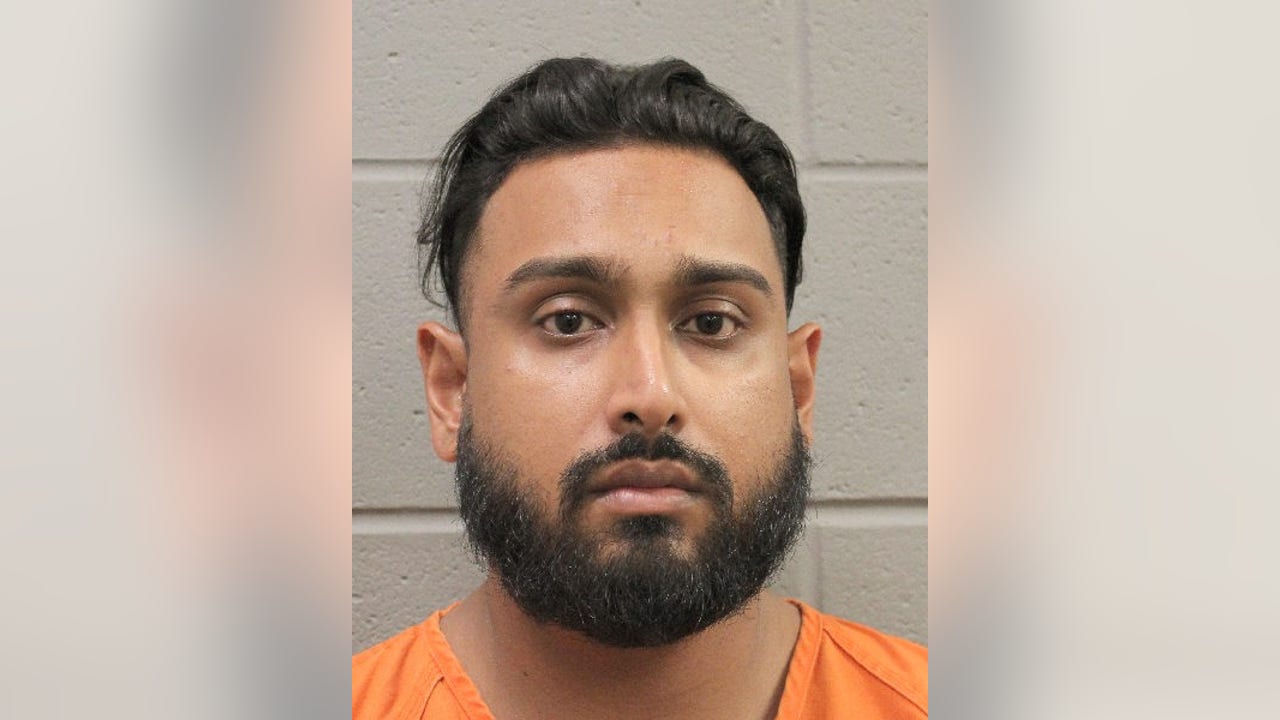 Former Houston police officer sentenced for shooting wife in her face