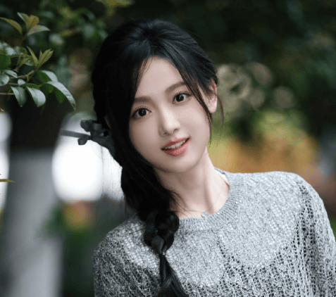 灵儿发布写真：是心动呀！