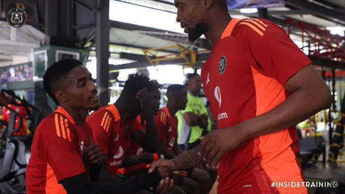 Monnapule Saleng makes a SHOCK return to Orlando Pirates