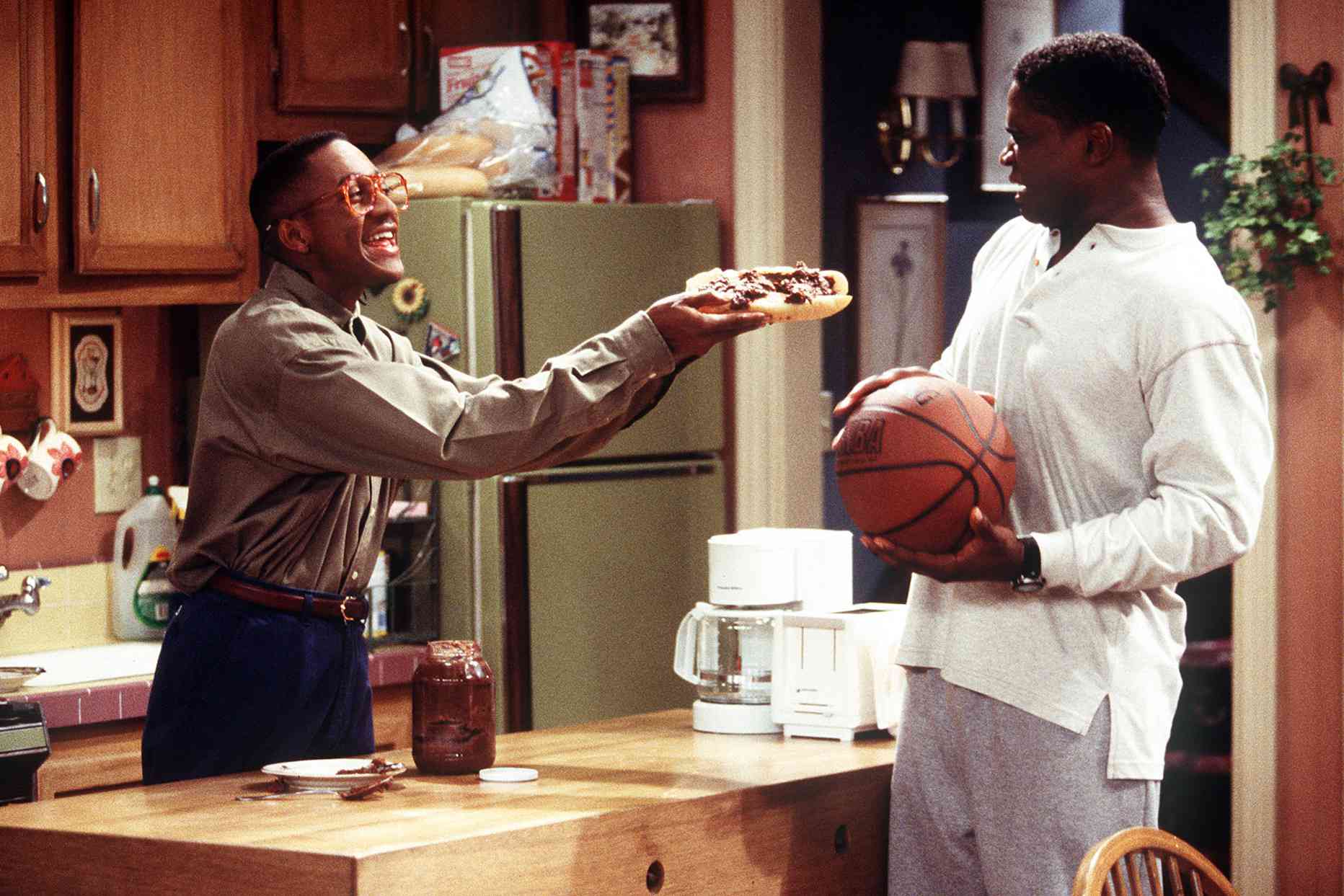 Jaleel White Recalls 'Epic' Food Fights on the Set of “Family Matters”