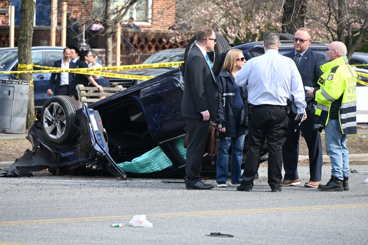 Mom and two daughters killed and boy, 4, critically injured after(02)