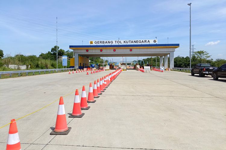 Membandingkan Waktu Perjalanan Jakarta-Bandung via Tol Japek II Selatan dan Whoosh