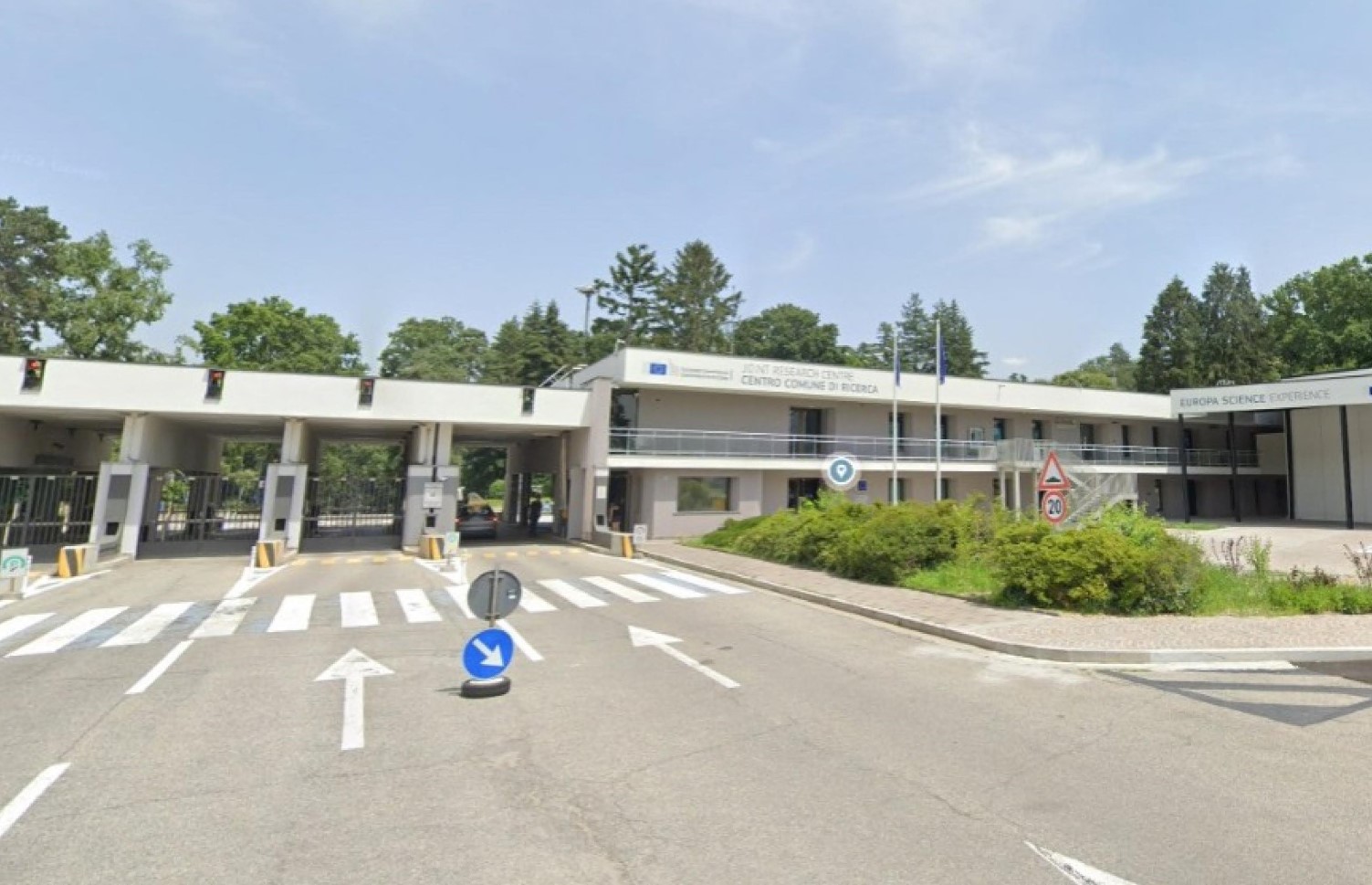 Drone Sospetto Sul Centro Ue Di Ispra Sede Del Joint Research Centre 