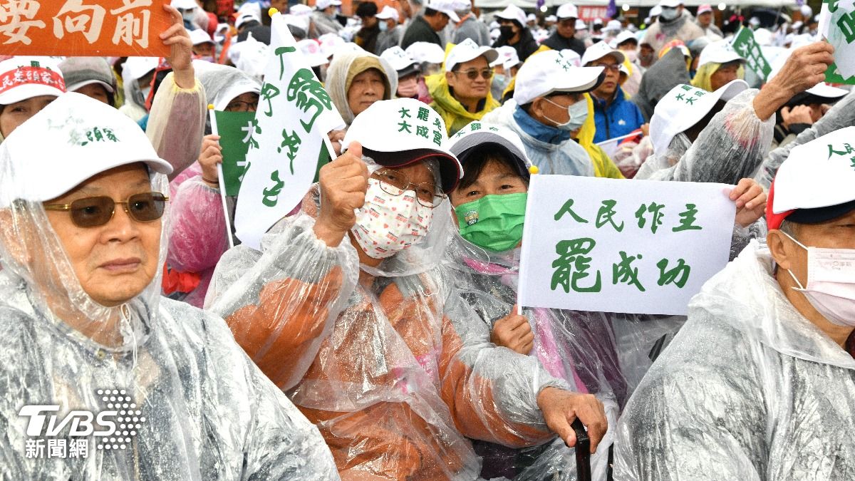 官方公布現場人數達1.2萬人，即便天候不佳，仍有達到原先預期標準。 （圖／胡瑞麒攝）