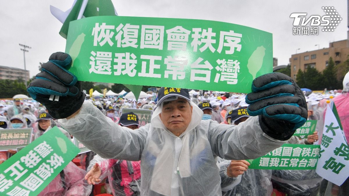 官方公布現場人數達1.2萬人，即便天候不佳，仍有達到原先預期標準。 （圖／胡瑞麒攝）