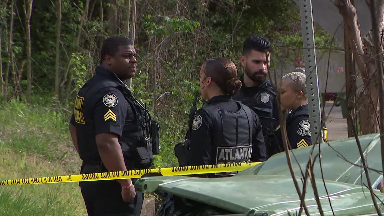 Woman fatally shoots her brother at SW Atlanta home, police say