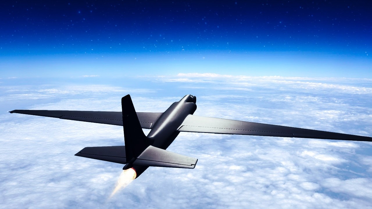 When a CIA agent fell to Earth