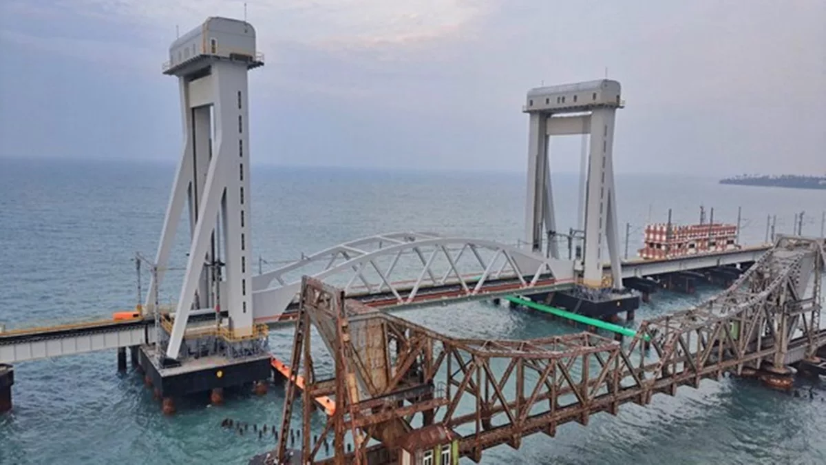 Did you know about India’s first vertical lift rail bridge in Rameswaram?