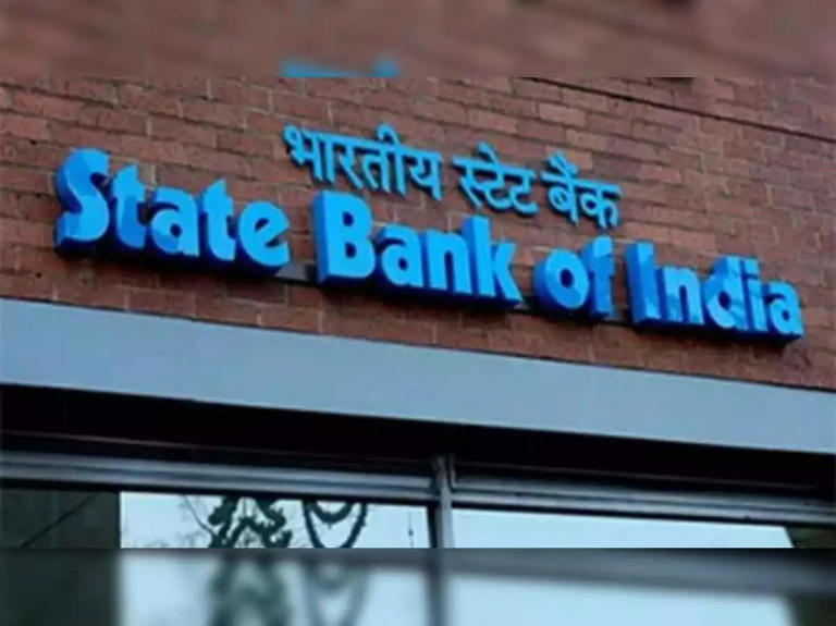 SBI Clerk mains admit card 2025 to be released soon: Check details to SBI Clerk mains admit card 2025 to be released soon: Check details to