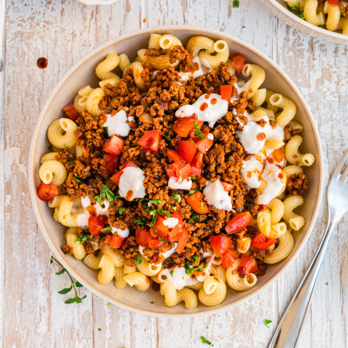 Türkische Pasta mit Joghurt – aber vegan
