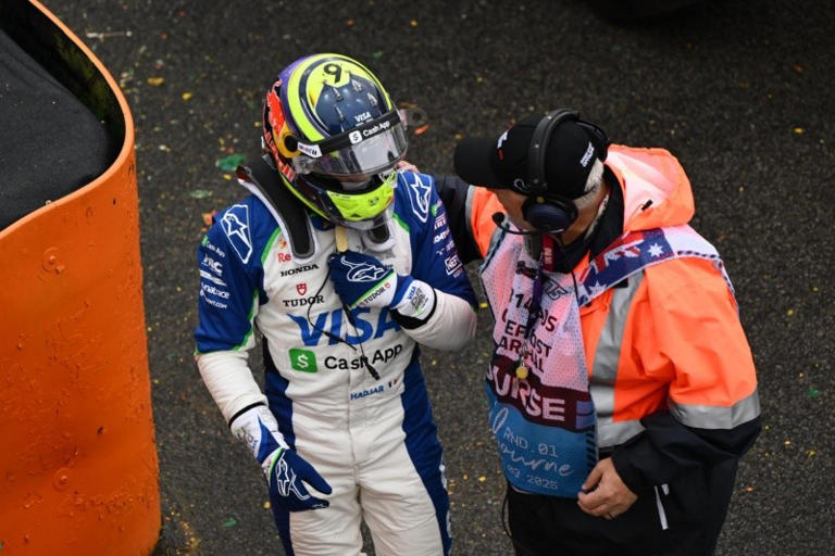 Isack Hadjar tras el accidente que lo dejó fuera del GP de Australia | Foto: EFE