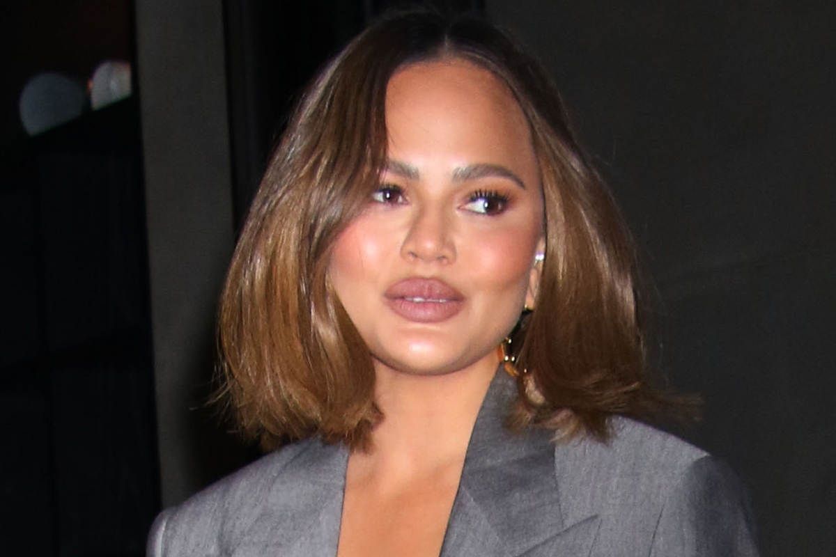 Chrissy Teigen Hits Back at Critics of Her Appearance