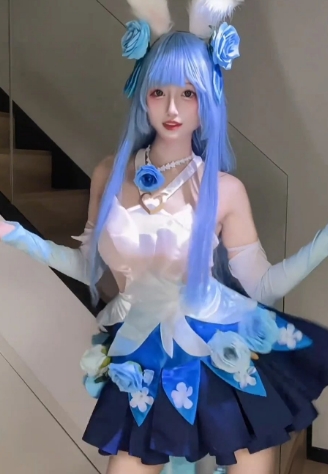 《王者荣耀》公孙离COS：