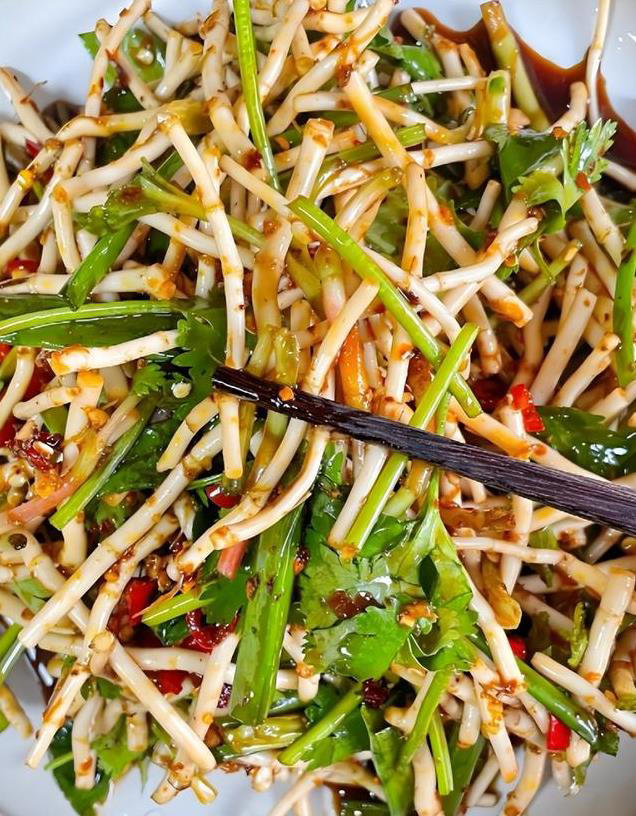 补肾别只靠韭菜，这3道美味更有效，强肾健体，吃了活力满满