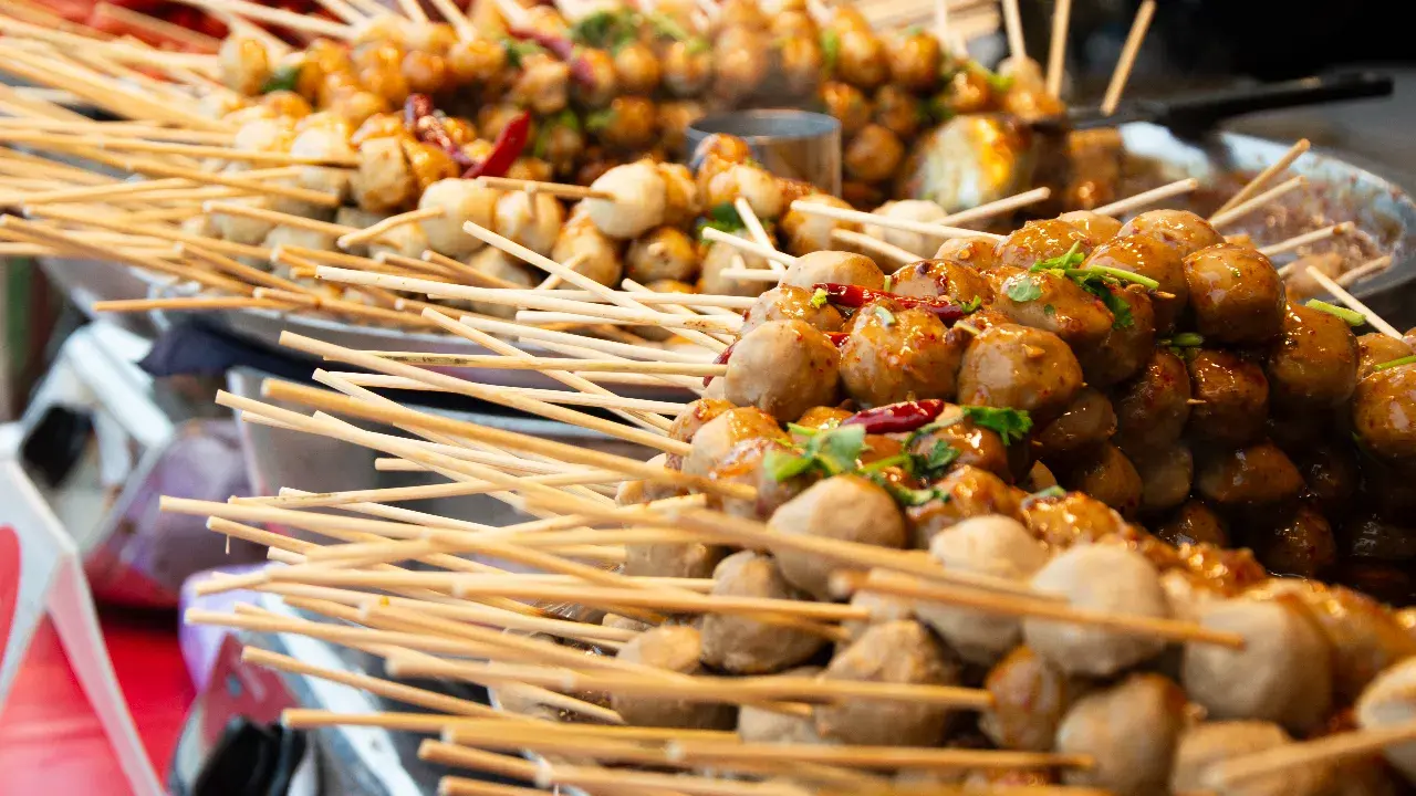 .งานวัดลาดปลาเค้า 2568 มีวันไหน เปิดตารางงานแสดง พร้อมวิธีเดินทางที่นี่.