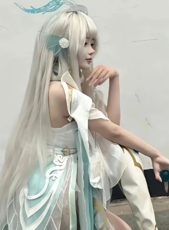 漫展惊现《王者荣耀》游龙清影COS：颜值超高，服饰超还原，太美了