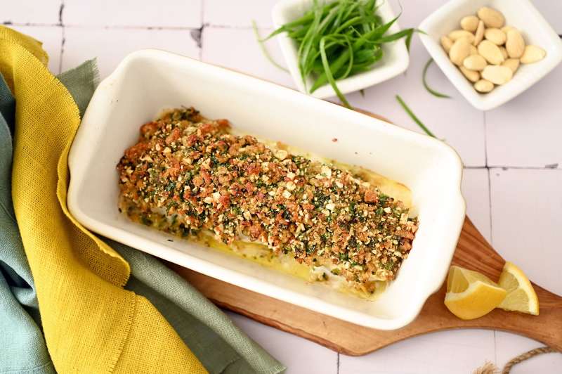 Frühlingsfrisch: So gelingt das perfekte Fischfilet mit Bärlauch-Mandel ...